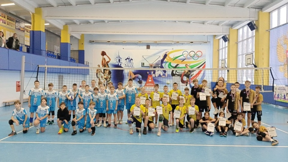 Межрегиональный турнир по волейболу «Старый Новый Год» прошел в Пскове