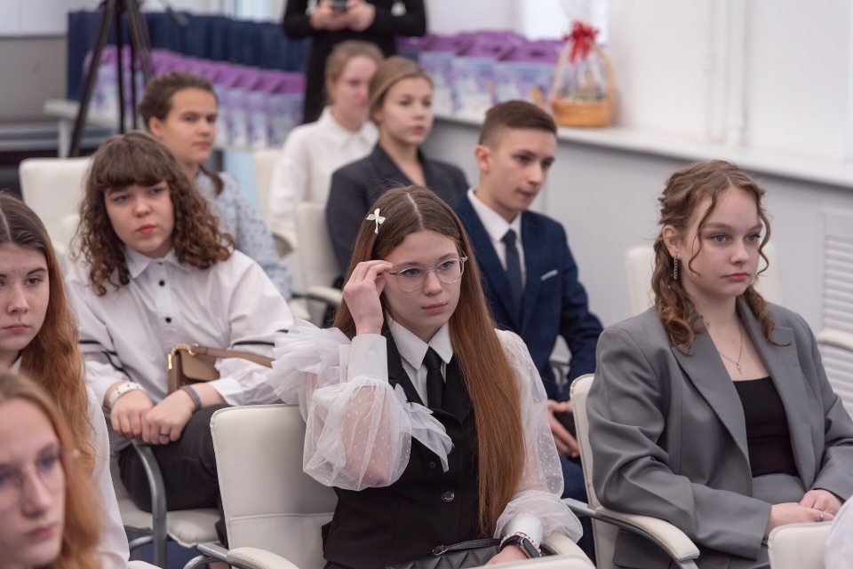 Диалог на равных