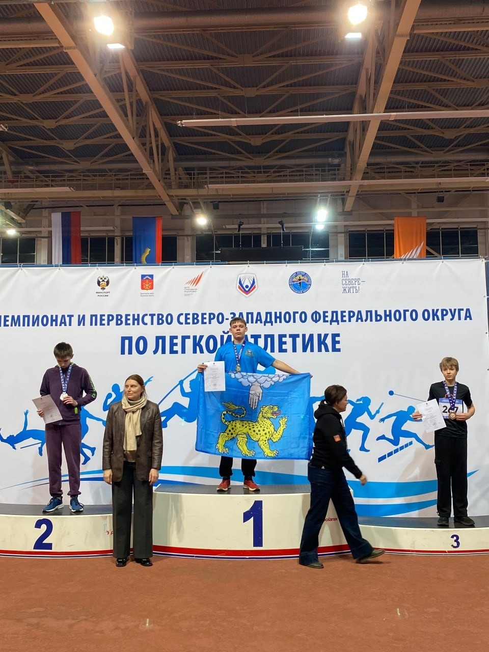 Восемь медалей завоевали псковские легкоатлеты на соревнованиях в Мурманске