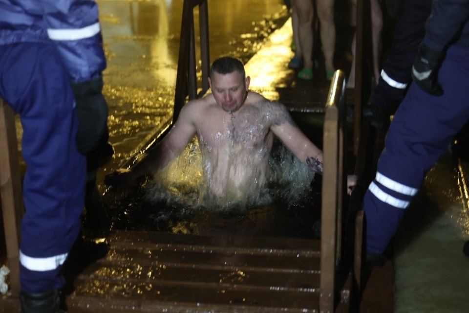  Около 7,5 тысяч псковичей приняли участие в крещенских мероприятиях