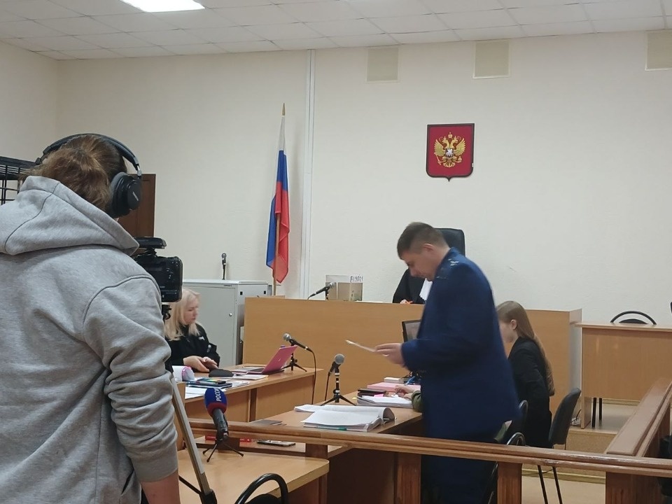 Экс-ректор ПсковГУ попросила разрешить ей общение с родными Экс-ректор ПсковГУ попросила разрешить ей общение с родными