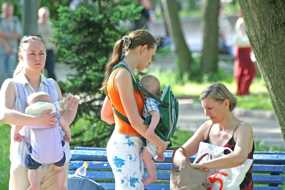 Псковские семьи с детьми смогут получить ежегодную семейную выплату от Отделения СФР по Псковской области 