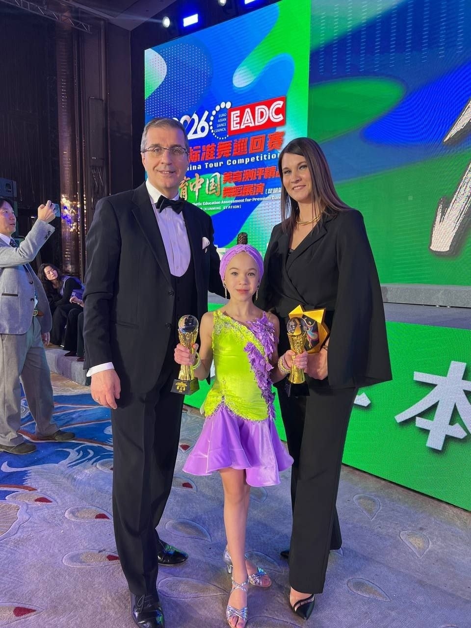 Юная великолучанка стала трехкратной призеркой турнира по бальным танцам в Китае Юная великолучанка стала трехкратной призеркой турнира по бальным танцам в Китае