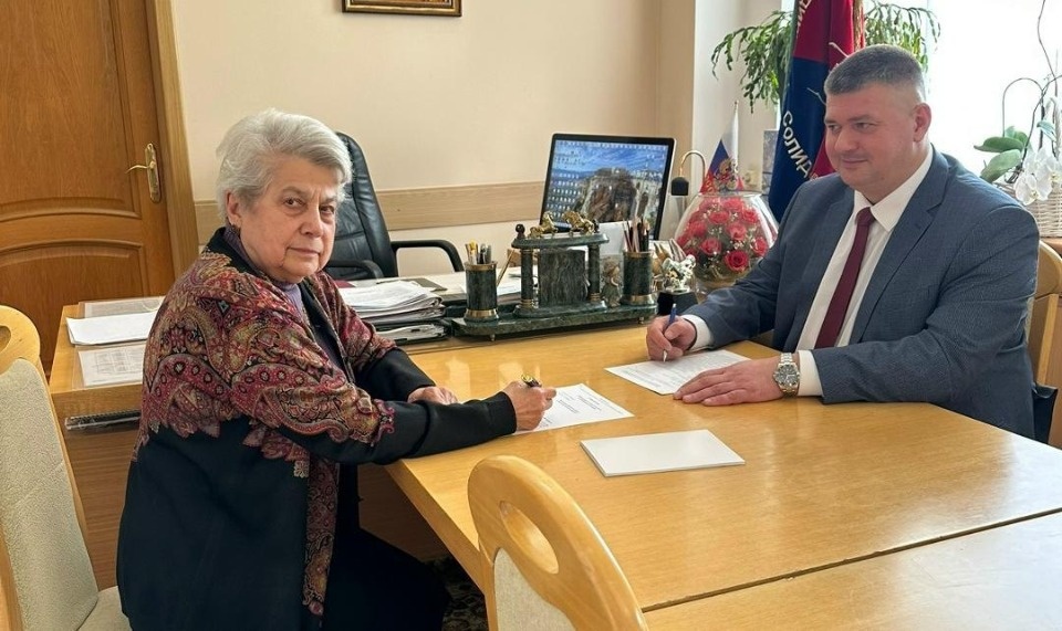 Взаимодействие в отрасли АПК обсудил Игорь Иванов с председателем профильного общероссийского профсоюза