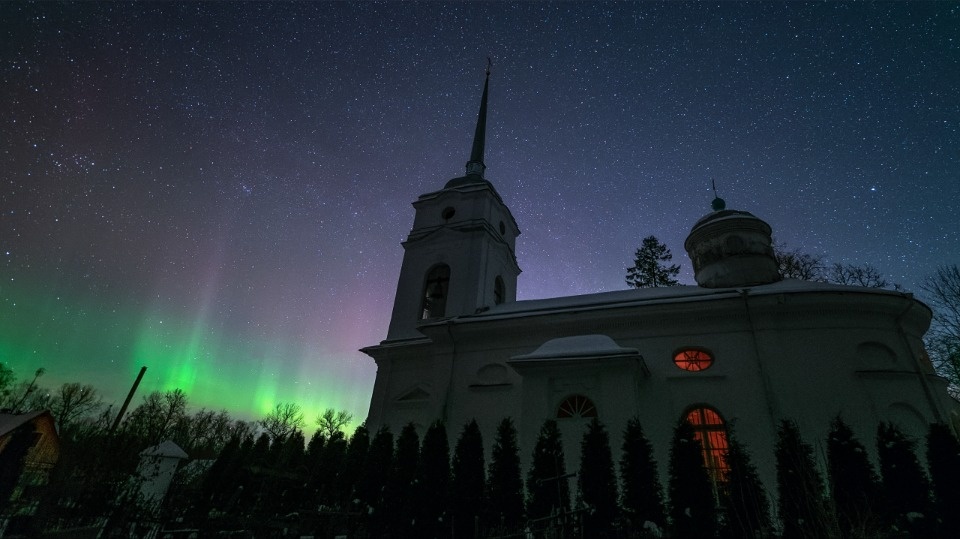 Полярное сияние запечатлел астроном-любитель в Гдовском районе 