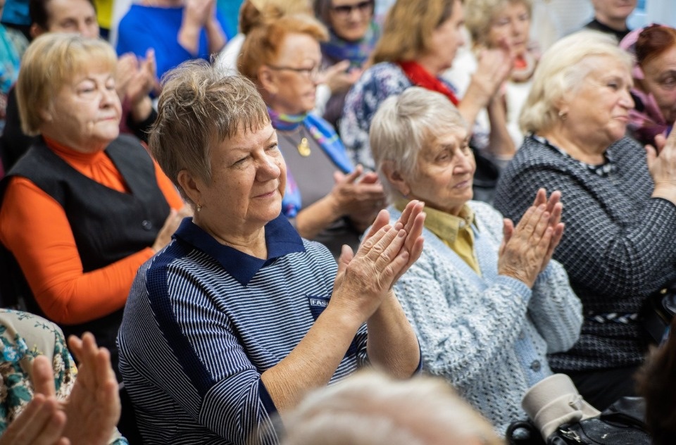 Псковичи могут принести варенье для подопечных домов престарелых