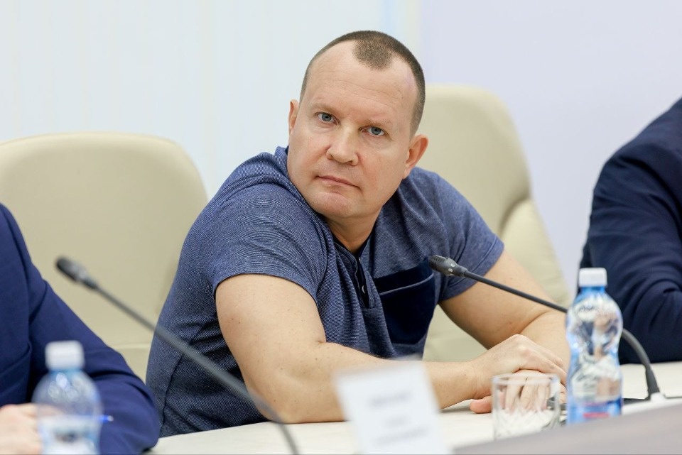 Экс-депутат Псковского облсобрания Олег Брячак решил уйти из политики