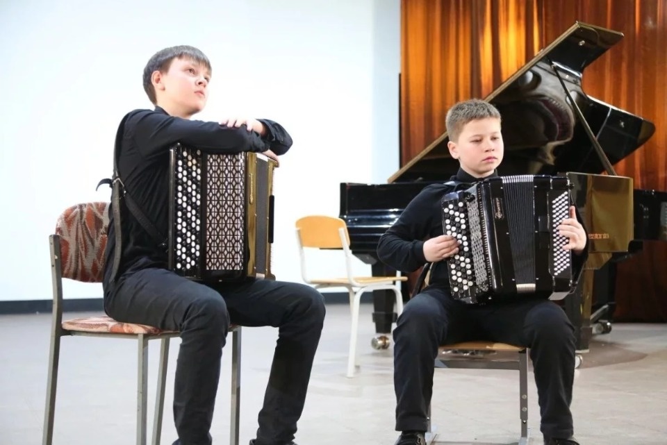 Юные псковские баянисты стали лауреатами всероссийского конкурса