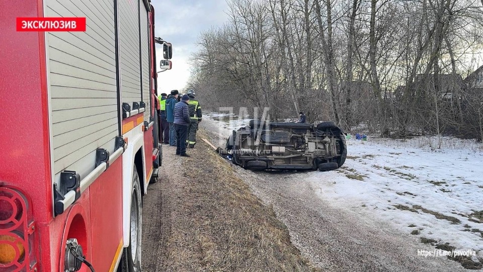Два человека пострадали в результате ДТП в Псковской область Два человека пострадали в результате ДТП в Псковской область