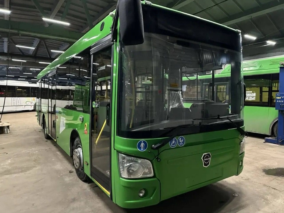 Партию новых ЛиАЗов получил Псковпассажиравтотранс