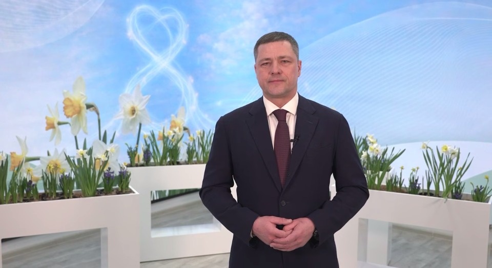 Михаил Ведерников – женщинам: Вы приносите в мир грацию и гармонию