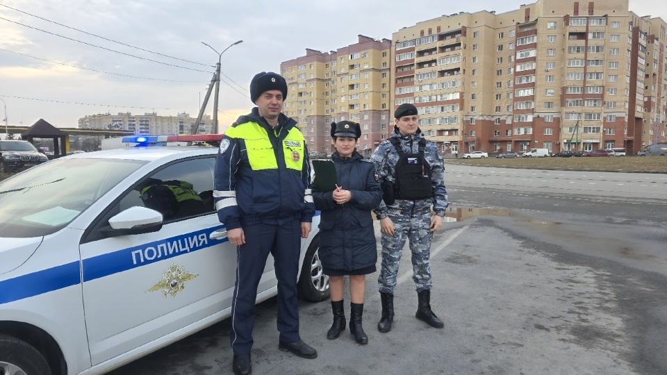 Пять должников выявили с помощью мобильного комплекса «Дорожный пристав» в Псковской области