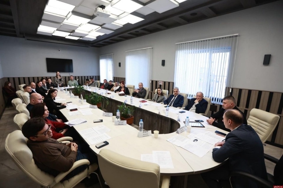 Профсоюзы выступили за единый подход в введение туристического налога в Псковской области