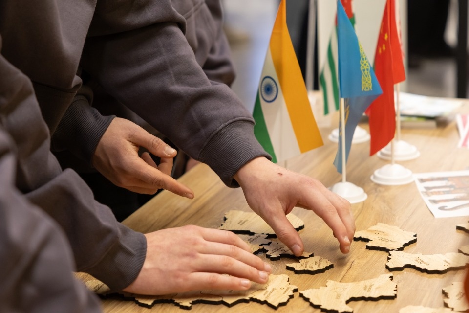 Голос молодежи Голос молодежи