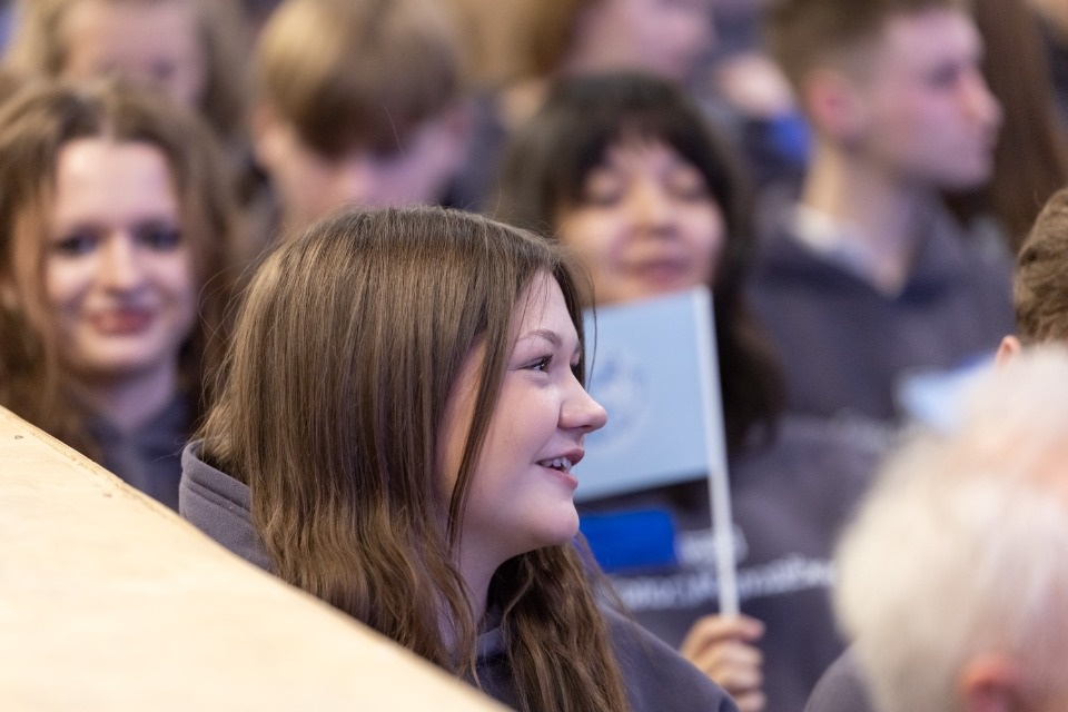 Голос молодежи Голос молодежи