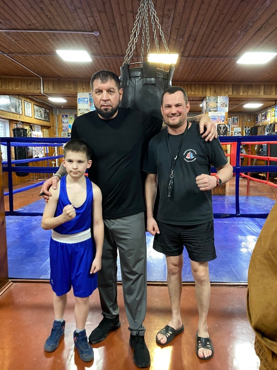 Тренировку для псковских спортсменов провел Александр Емельяненко