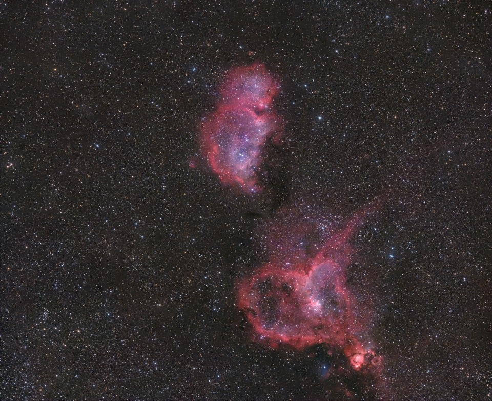 Две туманности запечатлел псковский астрофотограф Две туманности запечатлел псковский астрофотограф