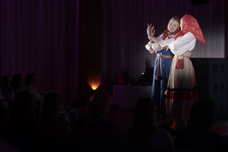 Краски этноса