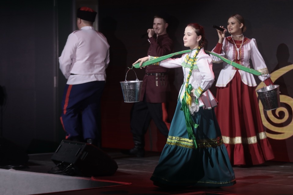 Краски этноса