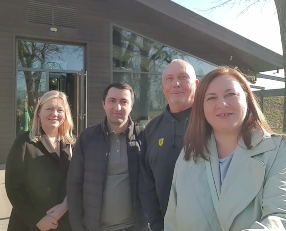 Ведущий эксперт по российской иммиграции посетил Псков вместе с семьей из США