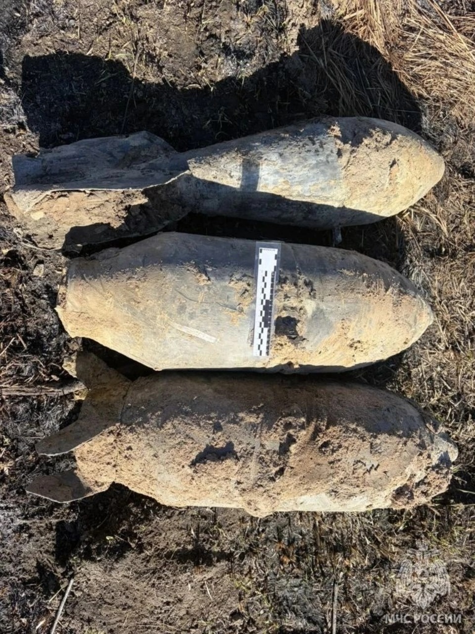 Три авиабомбы времен ВОВ уничтожили в Псковской области