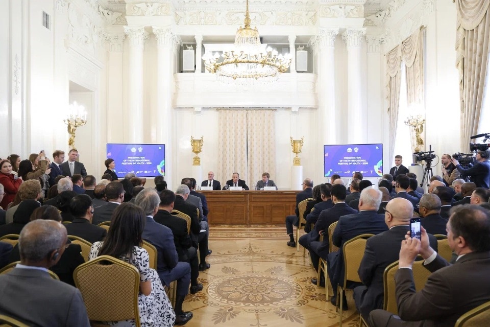 Уже более 60 тысяч заявок поступило на Международный фестиваль молодежи