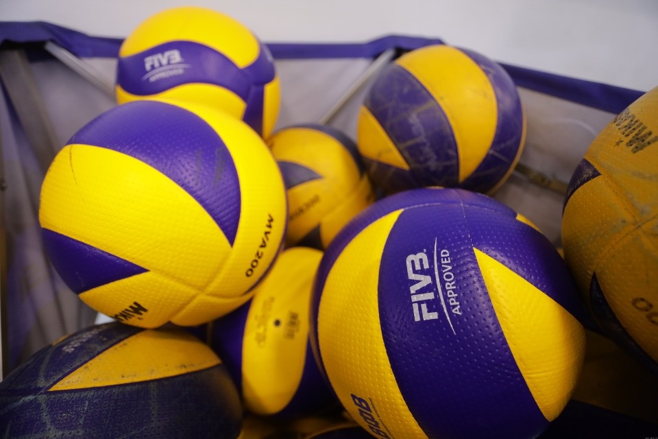 Зональный этап соревнований по волейболу «Серебряный мяч» стартовал в Пскове Зональный этап соревнований по волейболу «Серебряный мяч» стартовал в Пскове