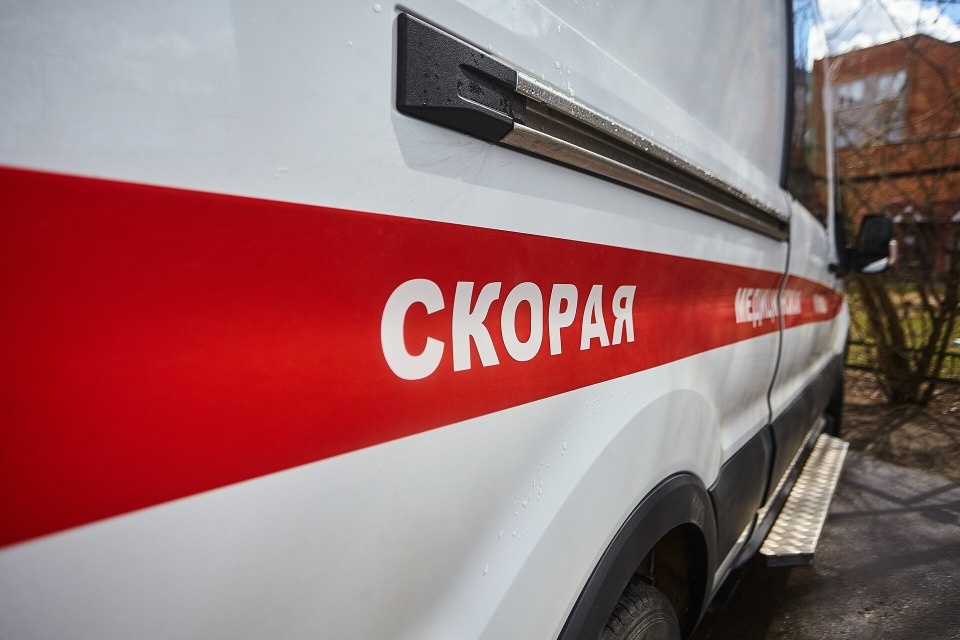 В Печорском районе сотрудник скорой за взятку отправил пациента в психиатрический стационар