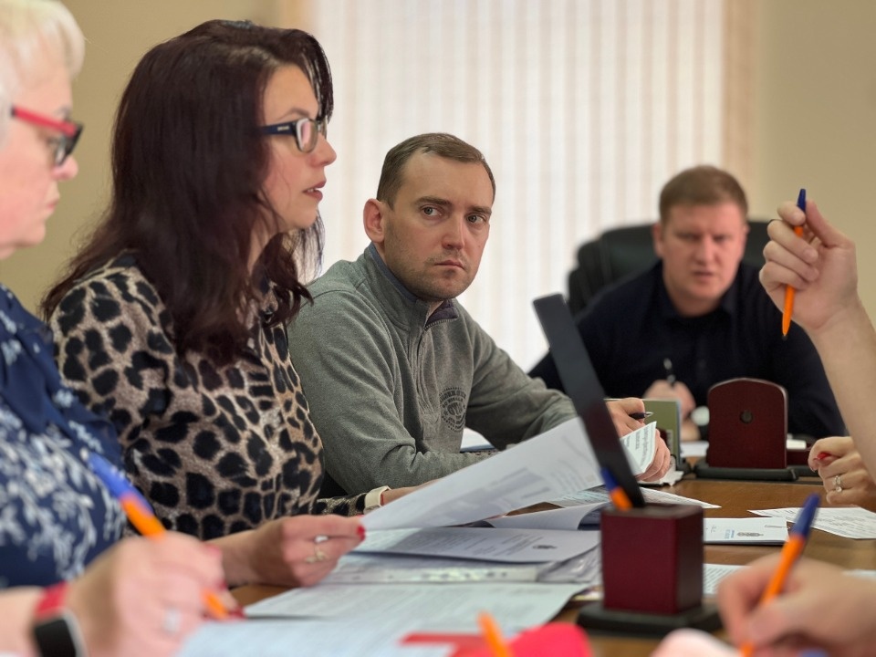 Правила единого дизайн-кода в Пскове распространились на нестационарные торговые объекты