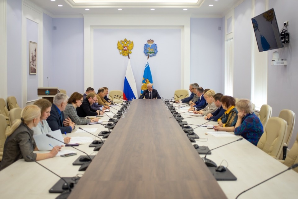 28 апреля пройдет очередная сессия Псковского областного Собрания депутатов