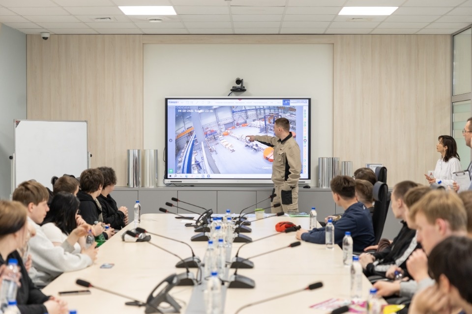 Студенты из Ржева посетили завод «Титан-Полимер» Студенты из Ржева посетили завод «Титан-Полимер»