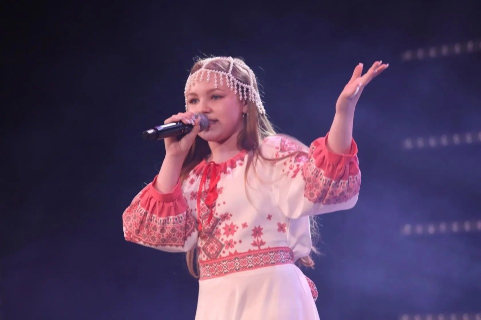 Лауреатом международного конкурса стала юная вокалистка из Усвятского района Лауреатом международного конкурса стала юная вокалистка из Усвятского района
