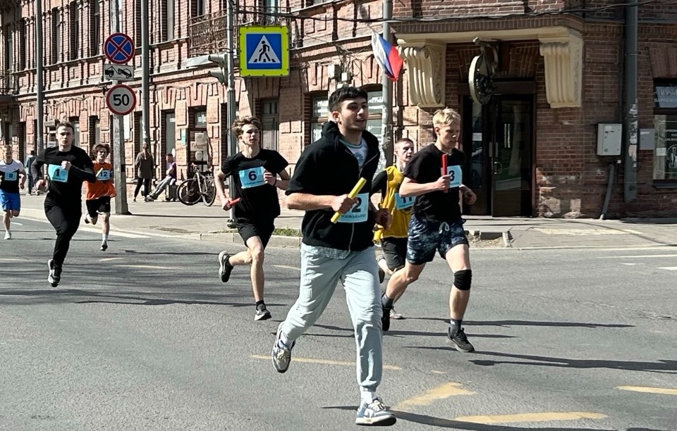 Бежим, бежим, бежим!