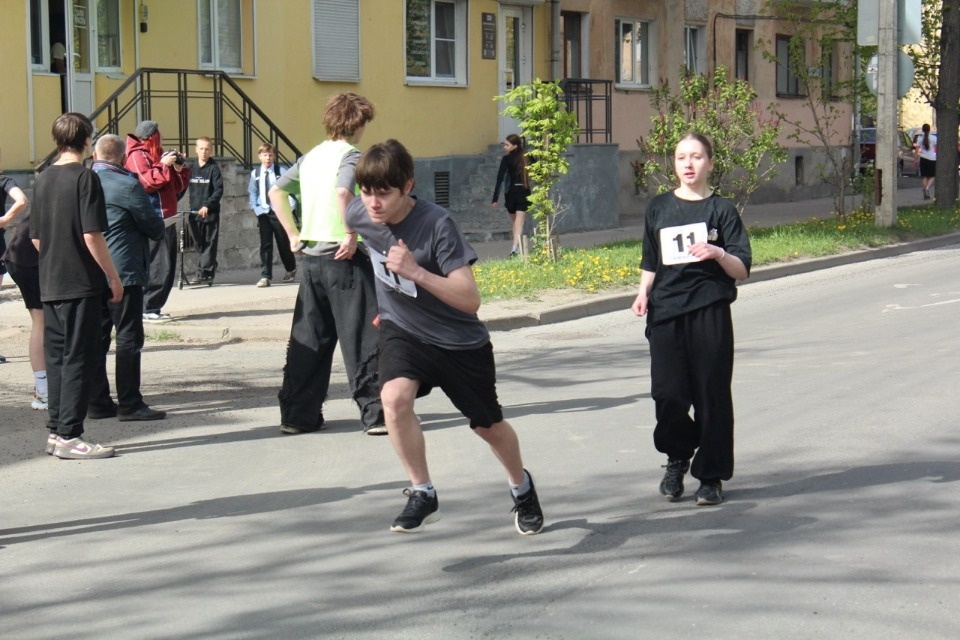 Бежим, бежим, бежим!