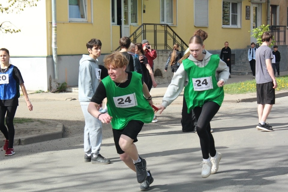 Бежим, бежим, бежим!