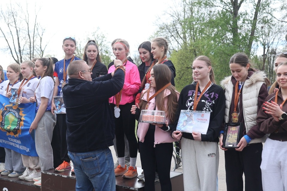 Триумф чемпионов Триумф чемпионов