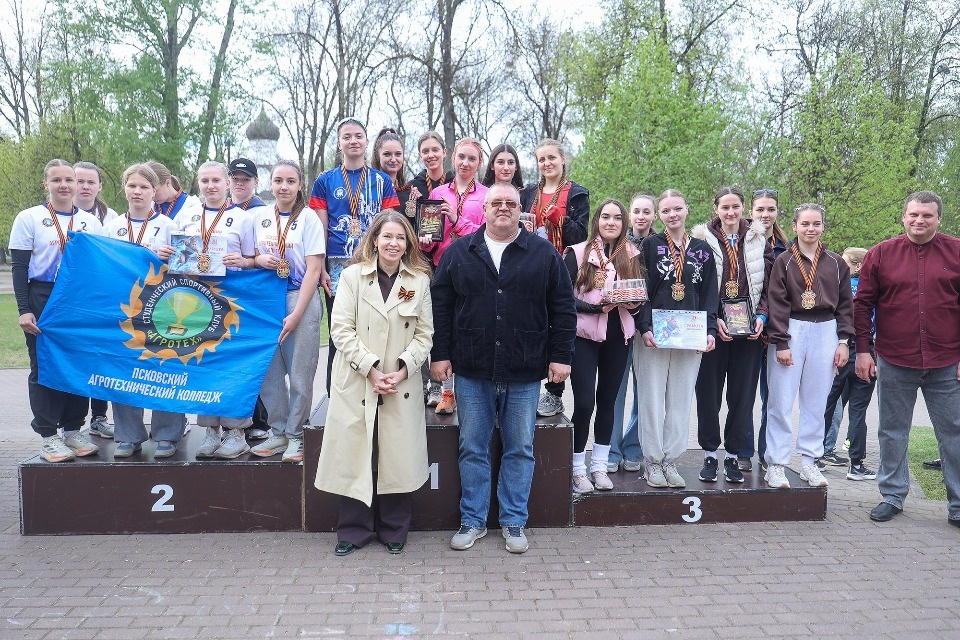 Триумф чемпионов Триумф чемпионов