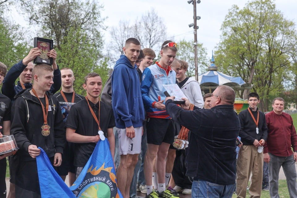 Триумф чемпионов Триумф чемпионов