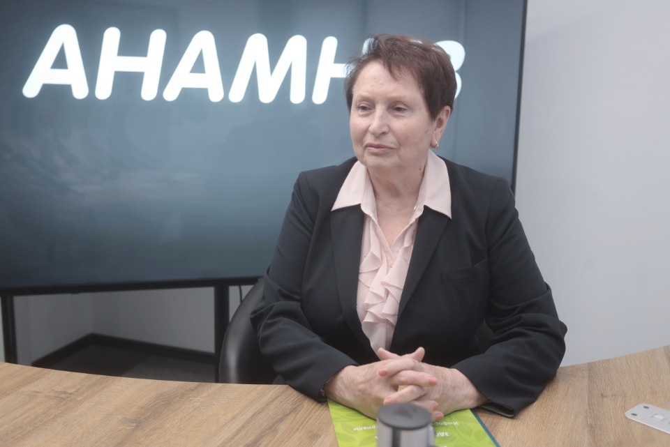 Псковский нарколог: Курящую женщину легко отличить от здоровой Псковский нарколог: Курящую женщину легко отличить от здоровой