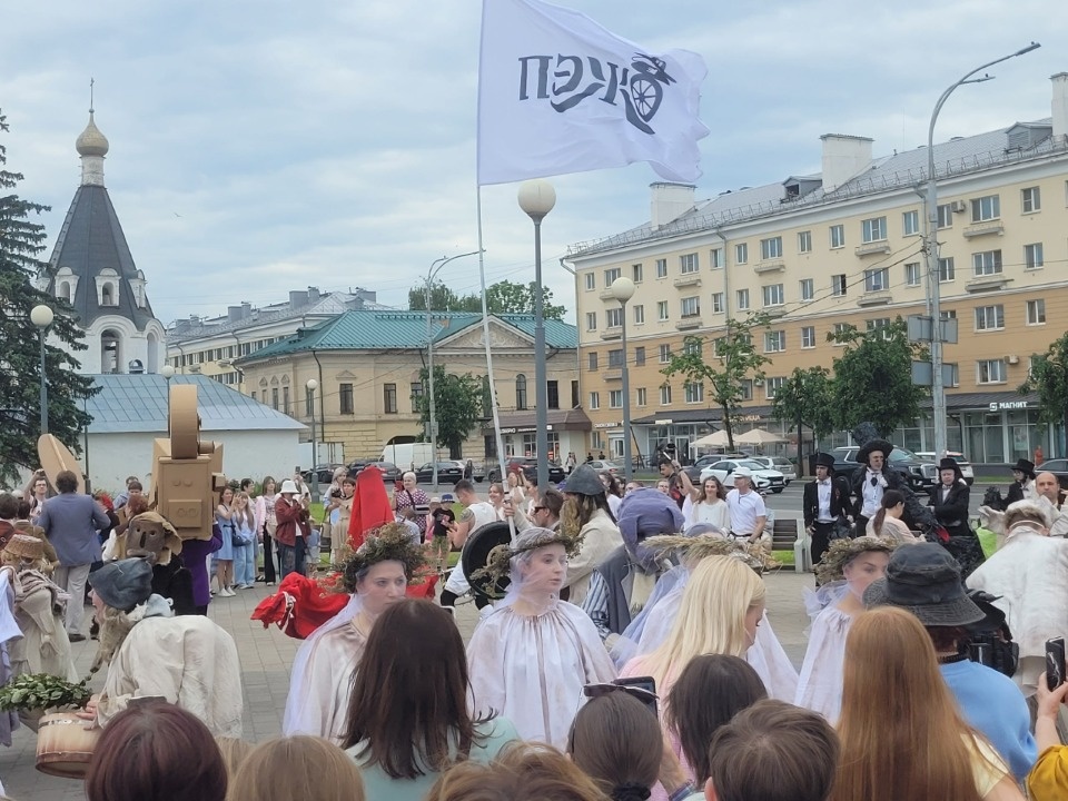 Гуляй, честной народ!