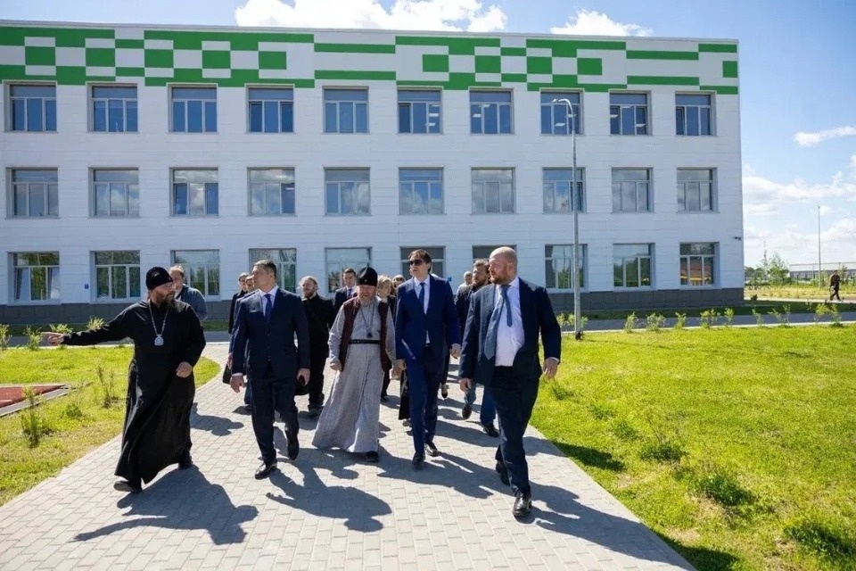 Михаил Ведерников: Ежегодно в школы Псковской области приходит всё больше молодых специалистов Михаил Ведерников: Ежегодно в школы Псковской области приходит всё больше молодых специалистов