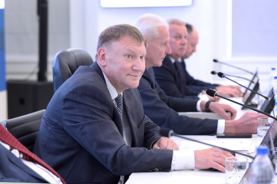 Александр Братчиков досрочно покинул Законодательное Собрание Псковской области Александр Братчиков досрочно покинул Законодательное Собрание Псковской области