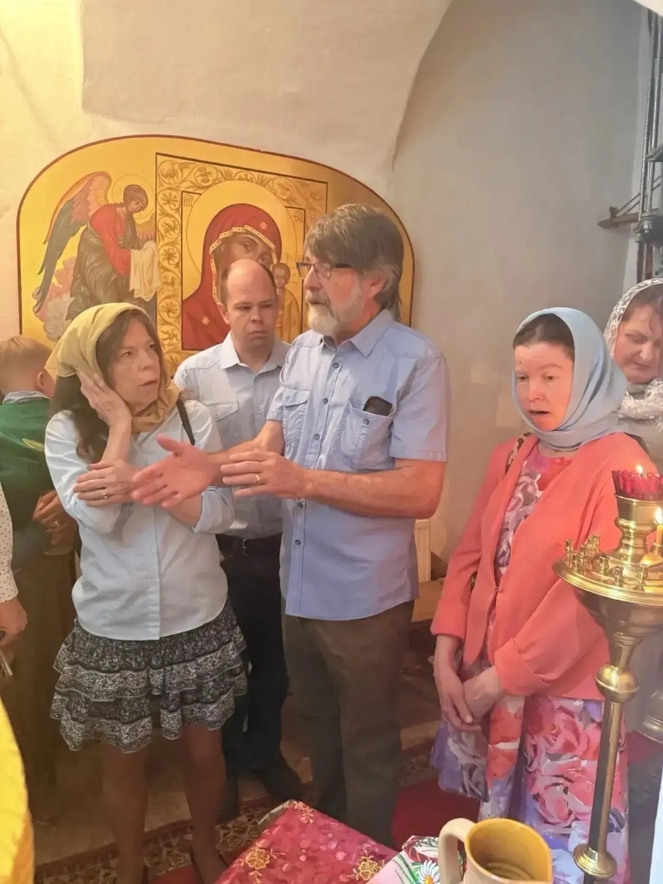 Соотечественники и переселенцы встретились в храме Георгия Победоносца со Взвоза в Пскове Соотечественники и переселенцы встретились в храме Георгия Победоносца со Взвоза в Пскове