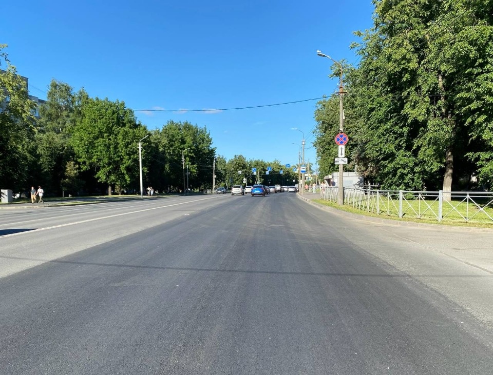 Движение транспорта будут ограничивать на площади Ленина в Пскове с 28 июня Движение транспорта будут ограничивать на площади Ленина в Пскове с 28 июня