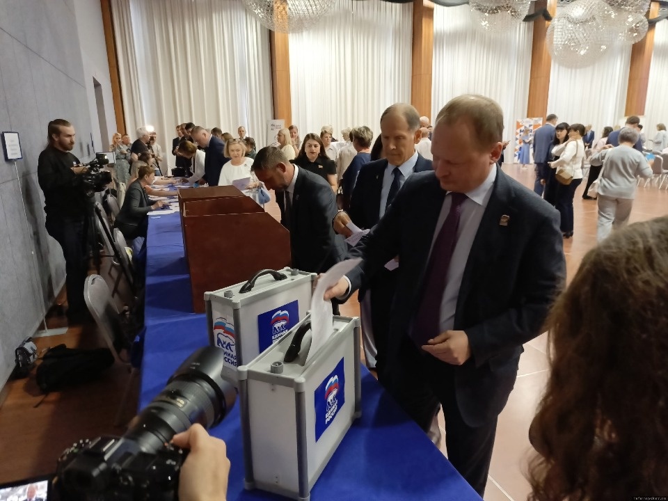 Стали известны кандидаты в депутаты Заксобрания Псковской области от «Единой России» Стали известны кандидаты в депутаты Заксобрания Псковской области от «Единой России»