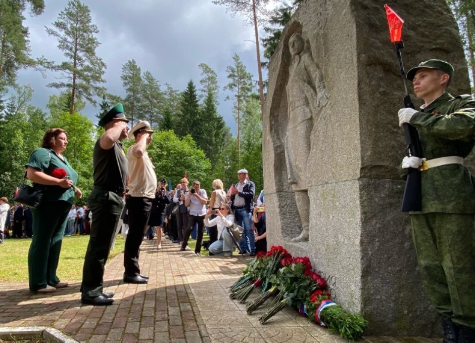 Международная встреча прошла на Кургане Дружбы в Псковской области