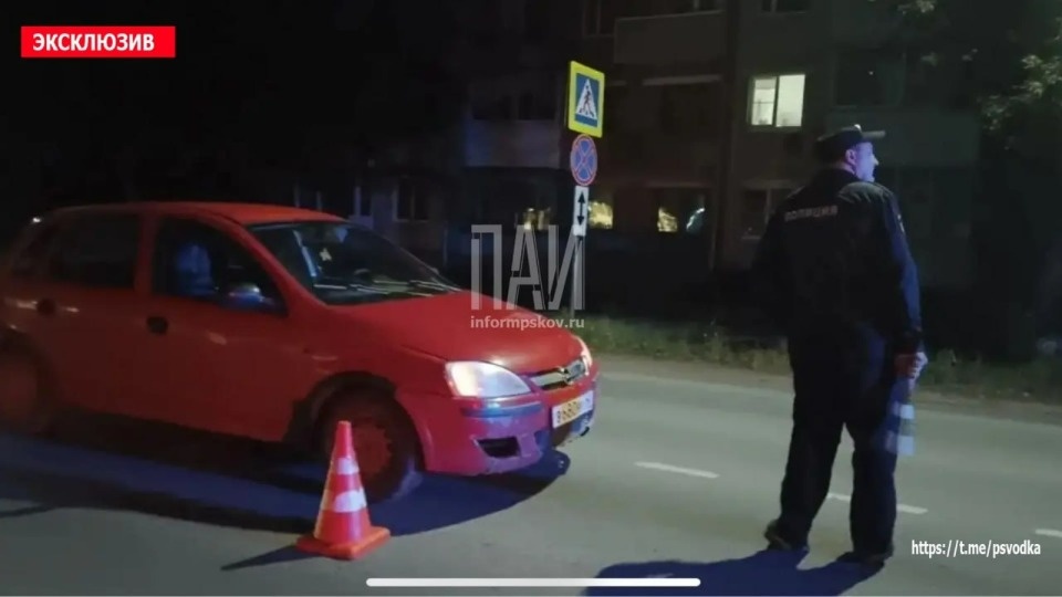 Женщина попала под колеса машины в Бежаницах Женщина попала под колеса машины в Бежаницах