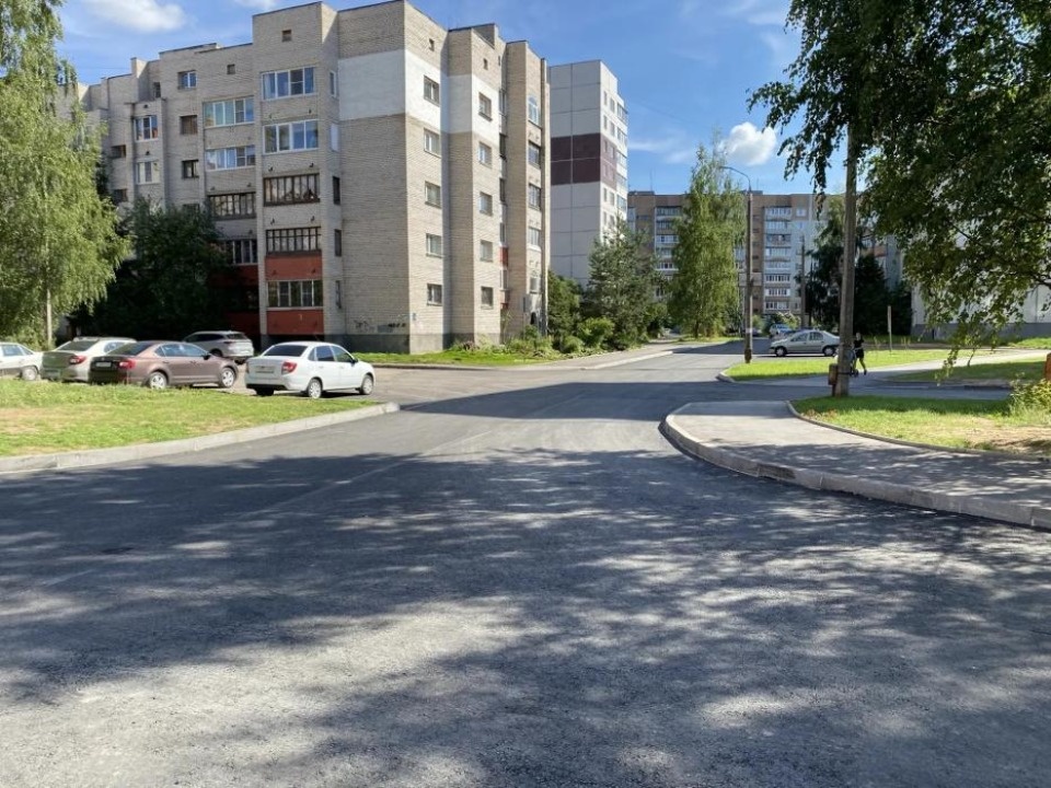 В Пскове завершается ремонт проезда между улицами Байкова и Михайловской