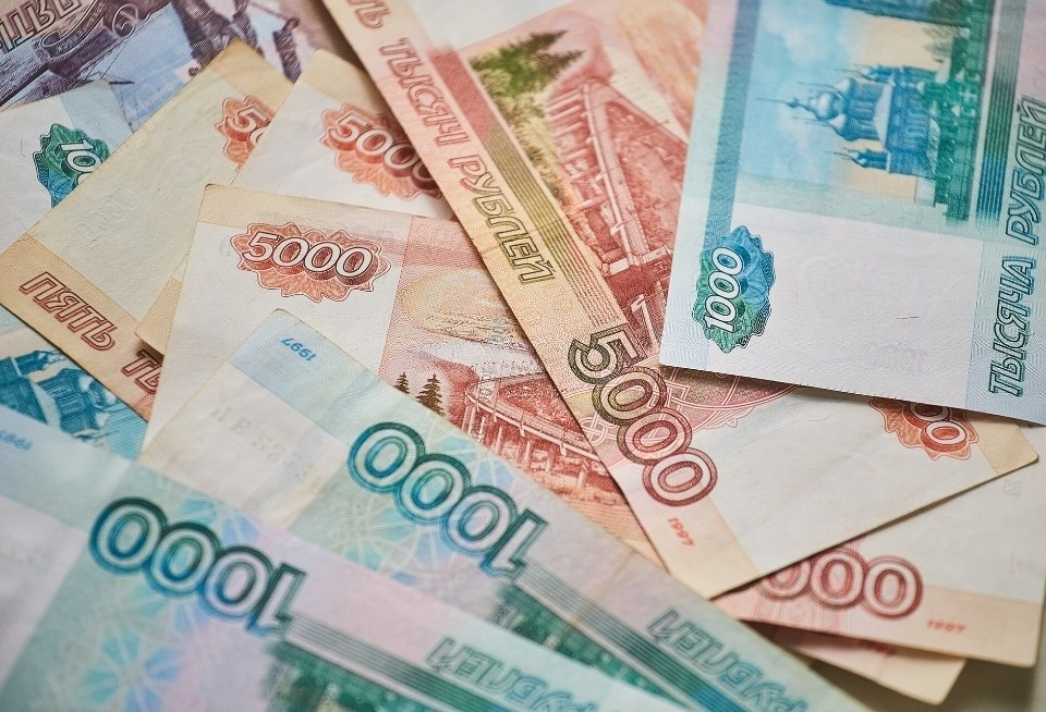 Выплаты на школьную и спортивную форму начали перечислять ряду псковских семей Выплаты на школьную и спортивную форму начали перечислять ряду псковских семей