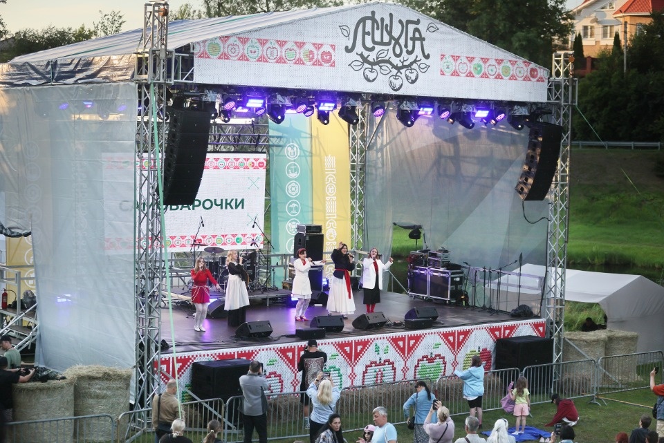 Яркая «Лешуга»
